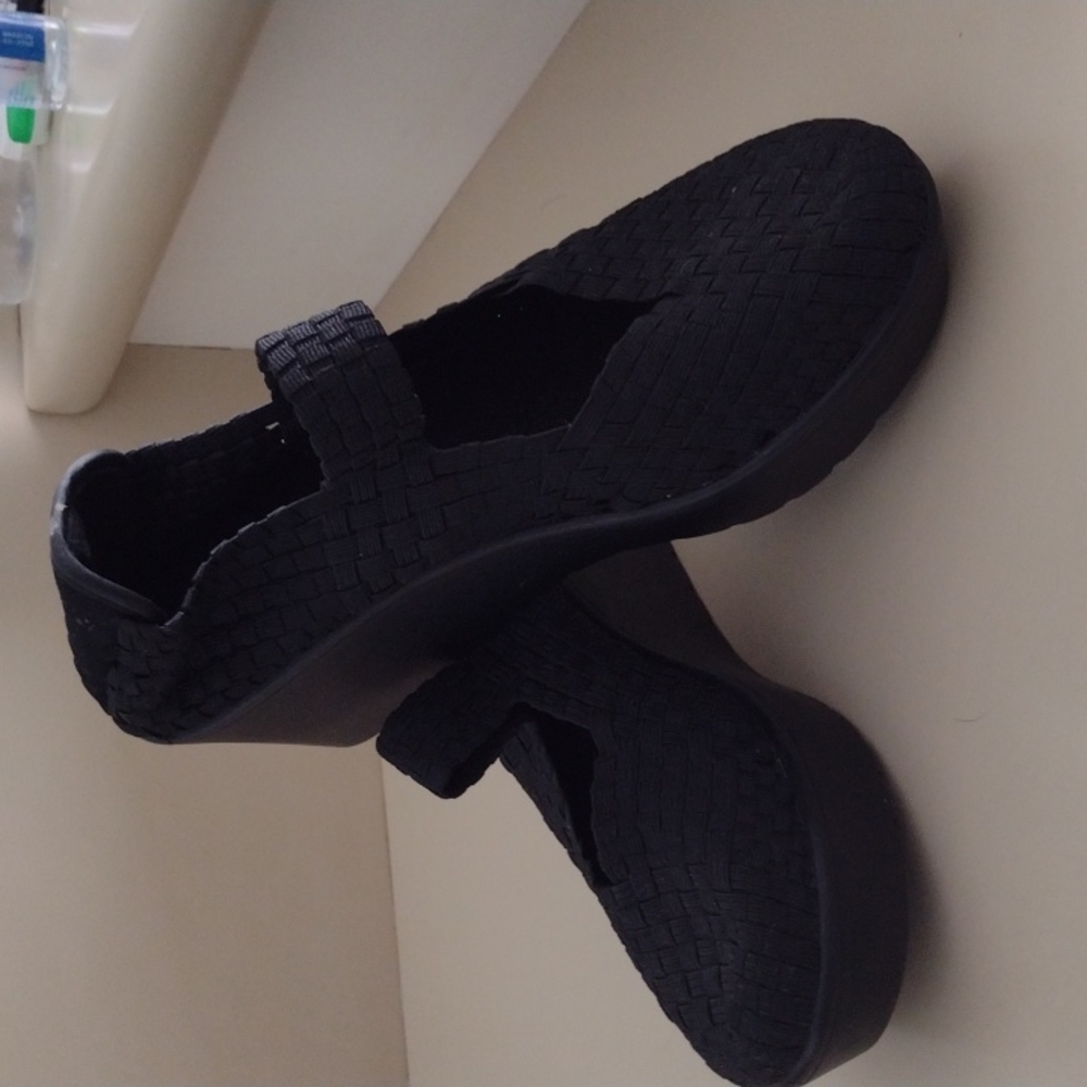 Comfortable wedges.